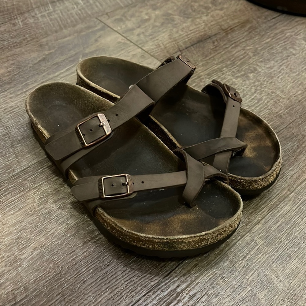 Kids Birkenstocks Size 35 or Size 4.5